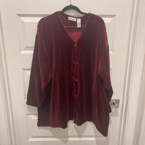 Private Lives Cozy Velour Lounge Top In Maroon